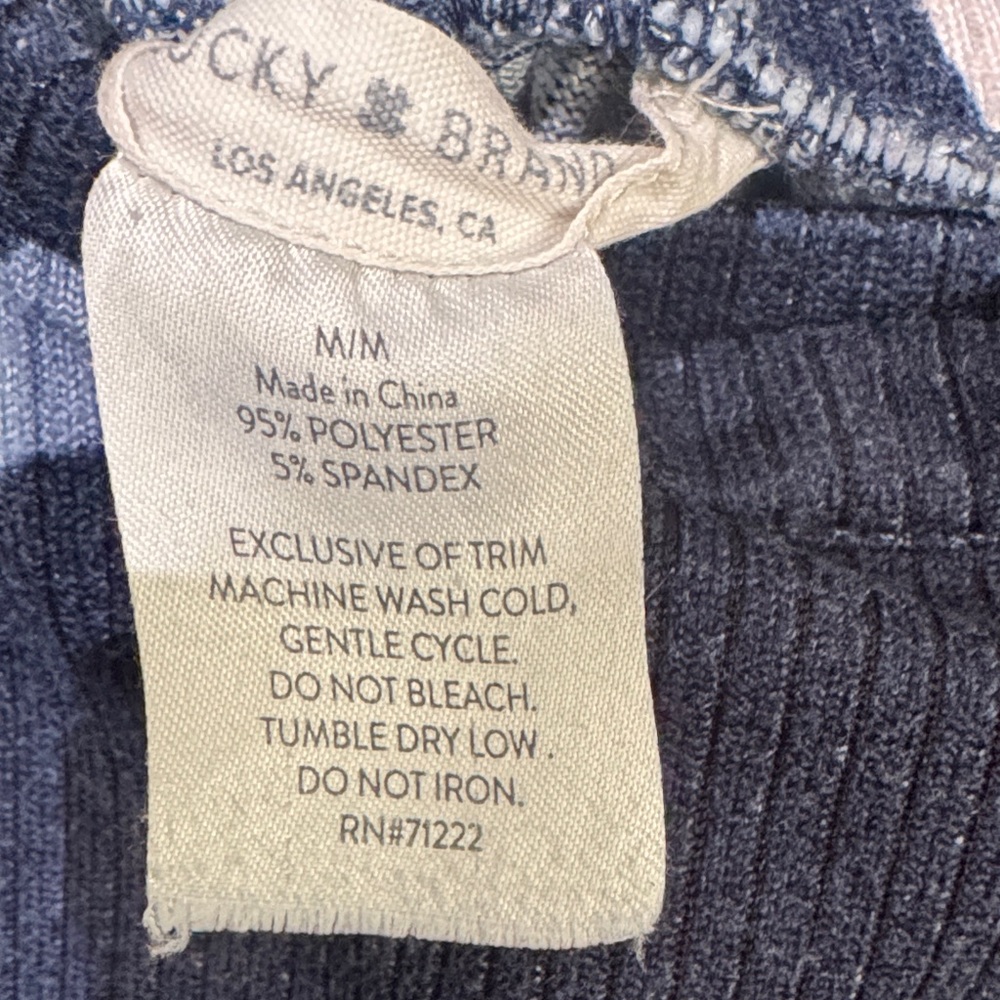 Lucky Brand Navy Star Pajama Set with Blue and Cream Stars - Picture 3 of 11